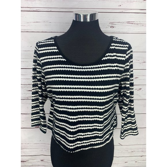 Cato Black White Layered 3/4 Sleeve‎ Crop Top Size Large - Picture 1 of 7